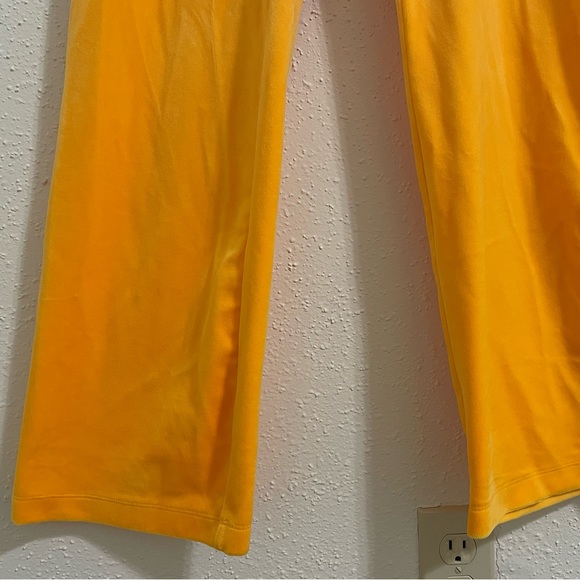 Juicy Couture x OLAY Sunny Yellow Velour Tracksuit Bottoms LIMITED EDITION - Picture 11 of 13